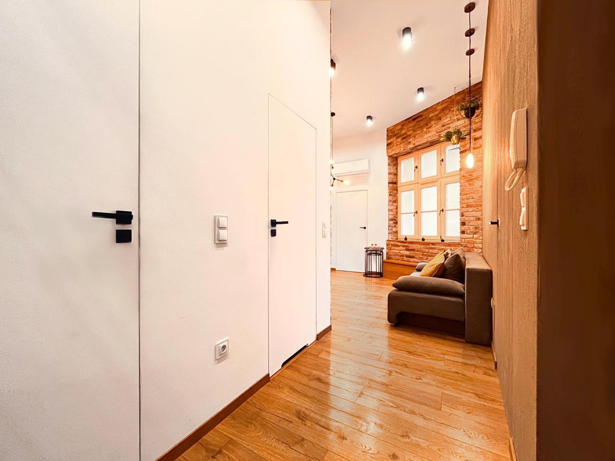 Large 75 M2 Apartment For 6 Guests Next To Wawel Castle 克拉科夫 外观 照片